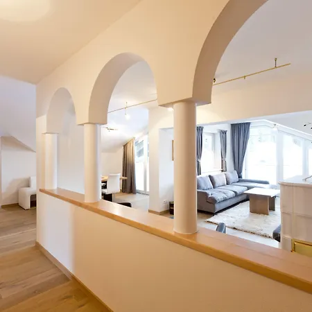 Traumhotel Alpina Superior (adults Only) 호텔 겔로스