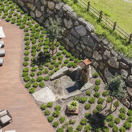 Traumhotel Alpina Superior Hotel