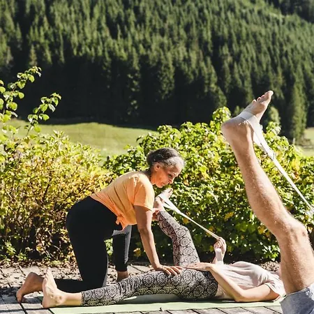 Traumhotel Alpina Superior --Luxushotel Mit Badesee (Adults Only) 5*
