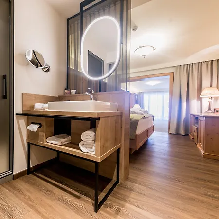 Traumhotel Alpina Adults Only, Yoga, Ayurveda 5* גרלוס